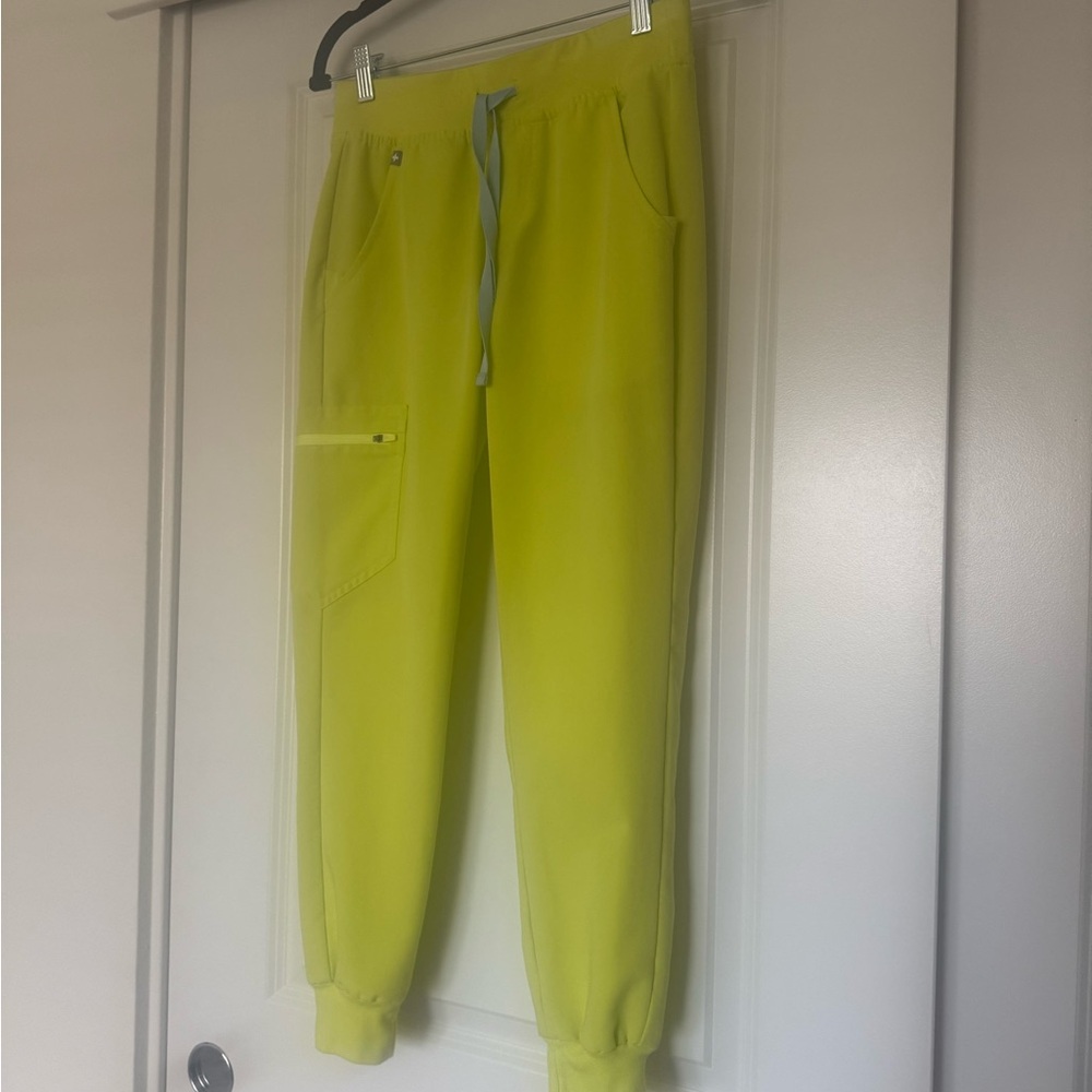 Figs Neon Yellow Scrub Jogger Pants XSP